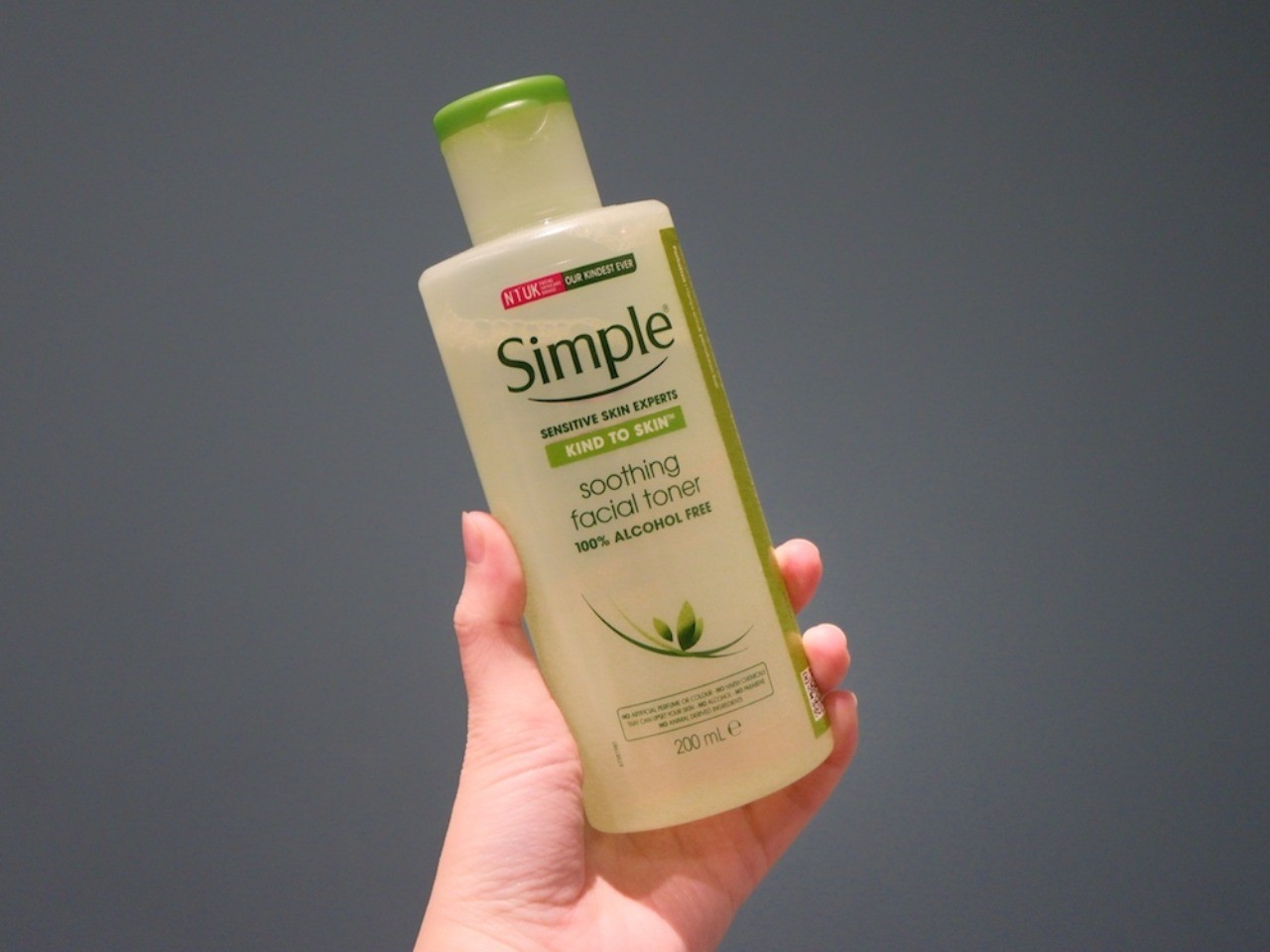 Simple Kind To Skin Soothing Facial Toner 