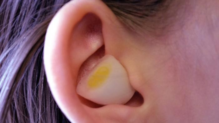 Menyembuhkan sakit telinga dengan bawang putih 