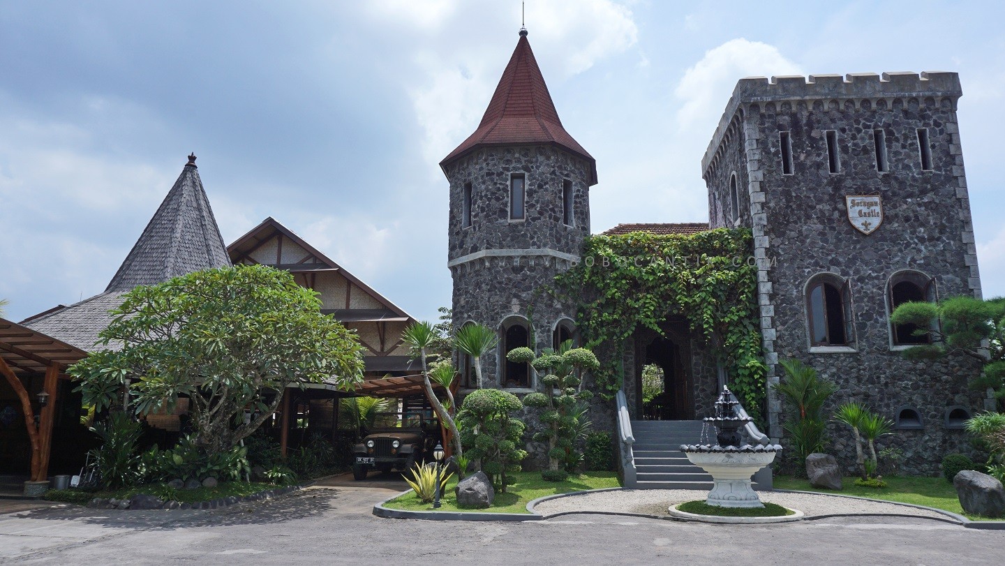 Ilustrasi Gubug Makan Mang Engking Soragan Castle