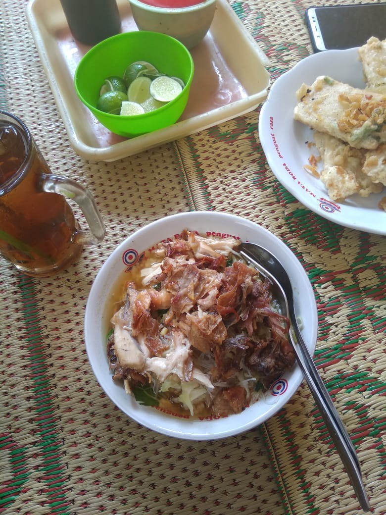 Sarapan di Jogja, Sop Ayam Pak Min Klaten 