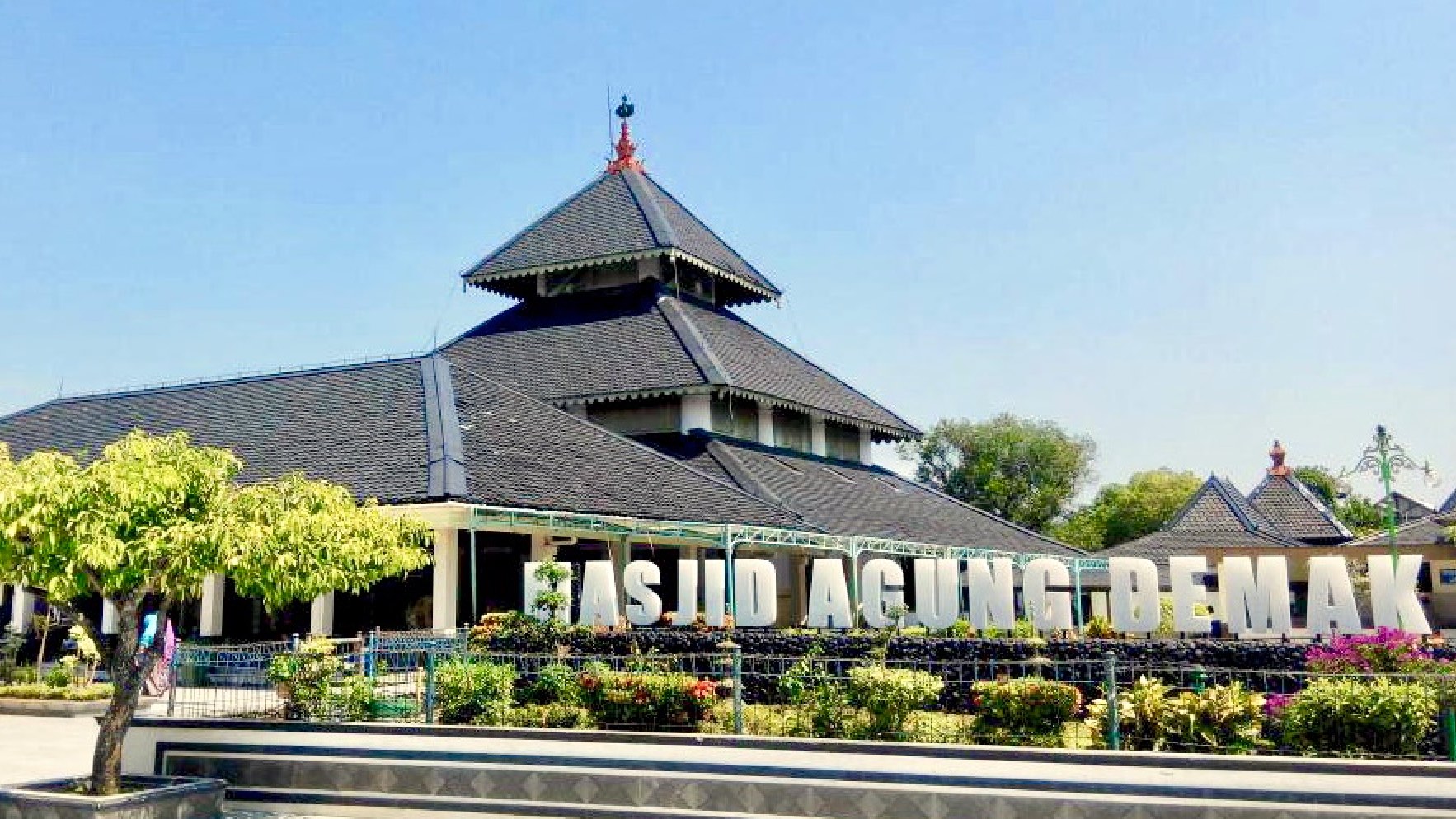 Fakta Menarik Masjid Agung Demak Djawanews Com