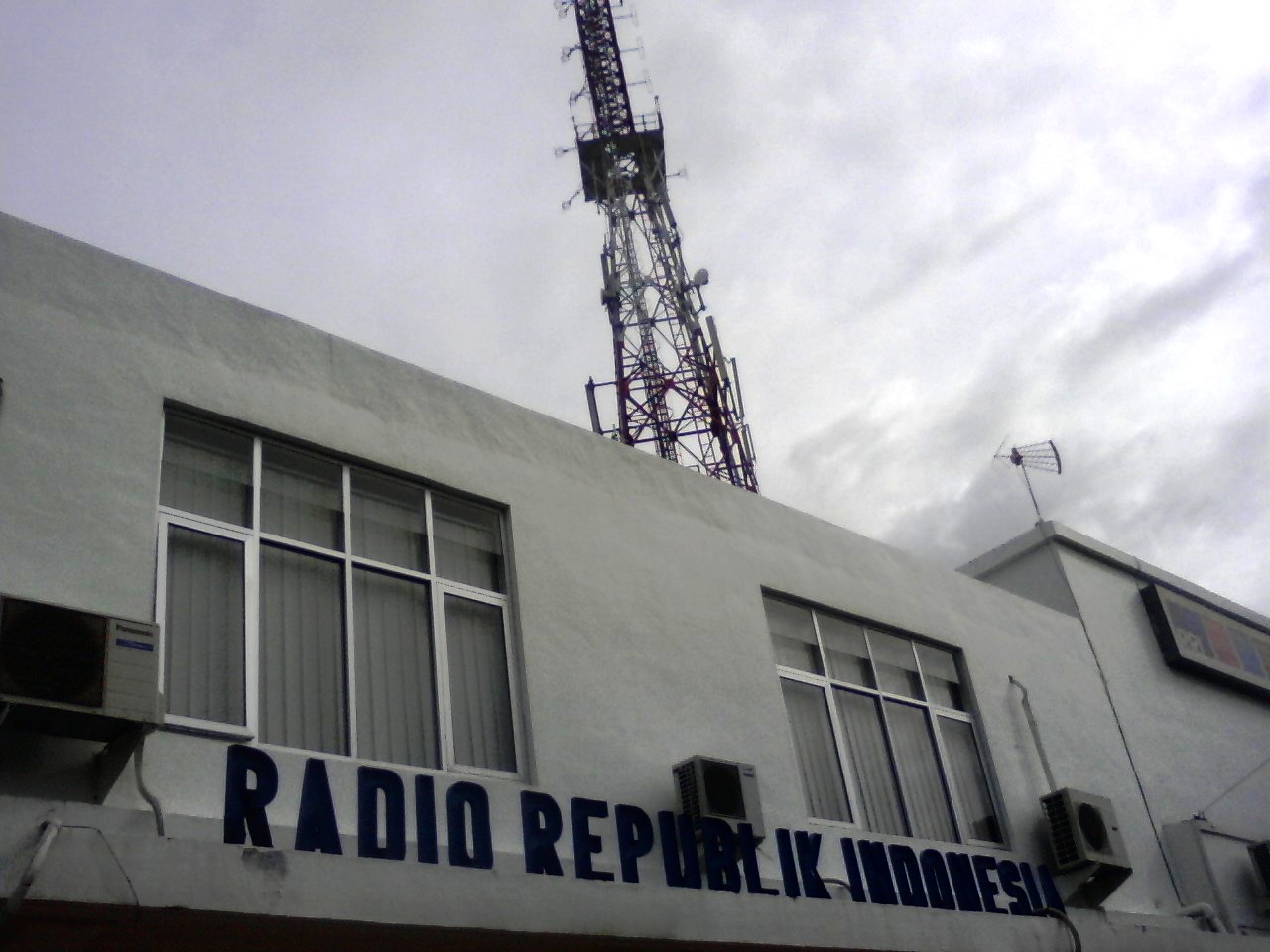 Sejarah Hari Radio Republik Indonesia: Mengenang Sekaligus Mengenal RRI ...