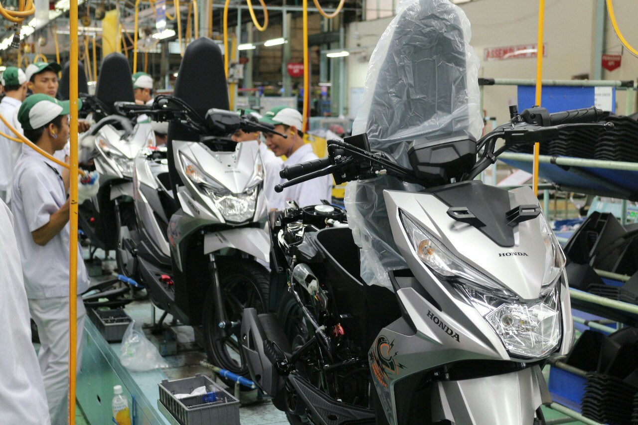 Daftar Harga  Sparepart Motor  Honda Revo  dan BeAT Lengkap 