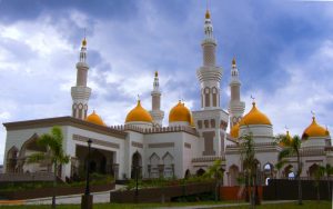 Masjid Hassanil Bolkiah - Brunei Darussalam (www.trekearth.com)