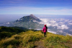 Gunung tertinggi di Jawa