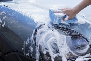 Cuci mobil sendiri