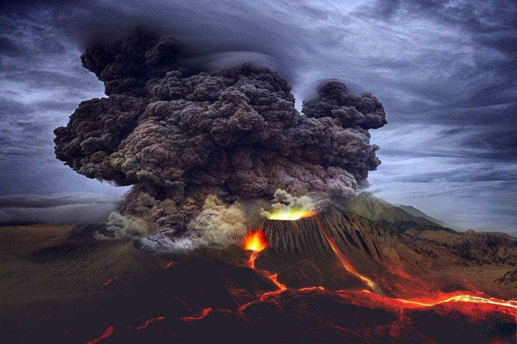 Gunung api meletus