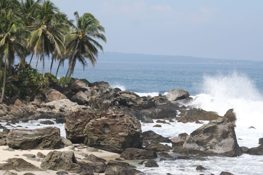 Pantai di Lampung Barat