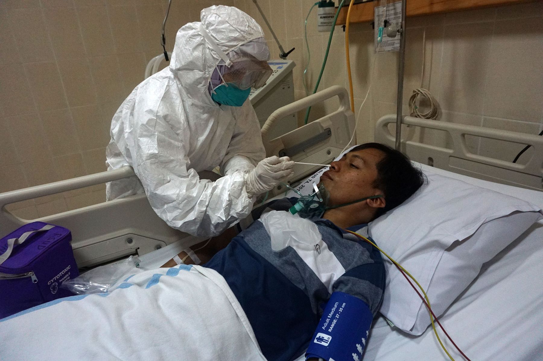 Kisah para dokter Covid-19