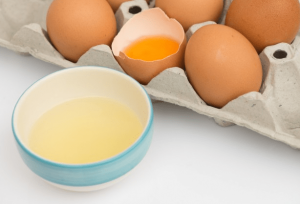 khasiat kuning telur untuk wajah