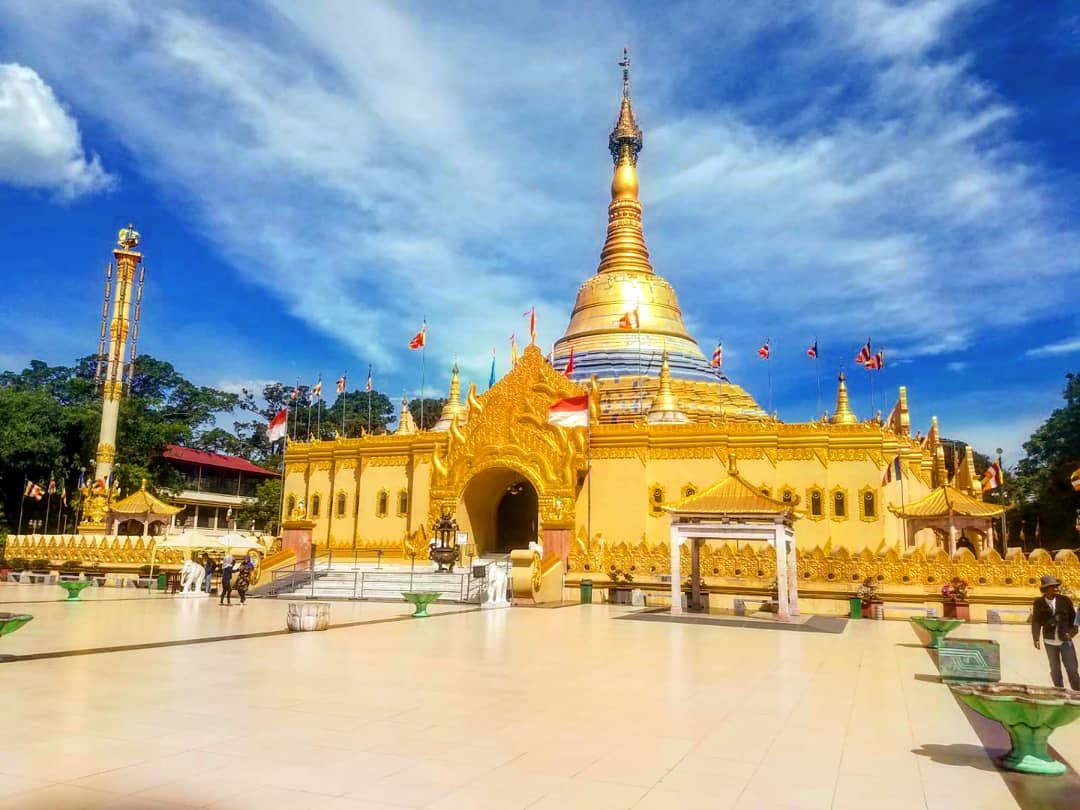 Megahnya Taman Alam Lumbini Desa Tongkoh, Berikut ini Rute ...