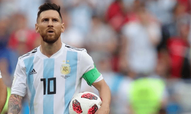 “Tuhan” Sepakbola itu Bernama Lionel Messi