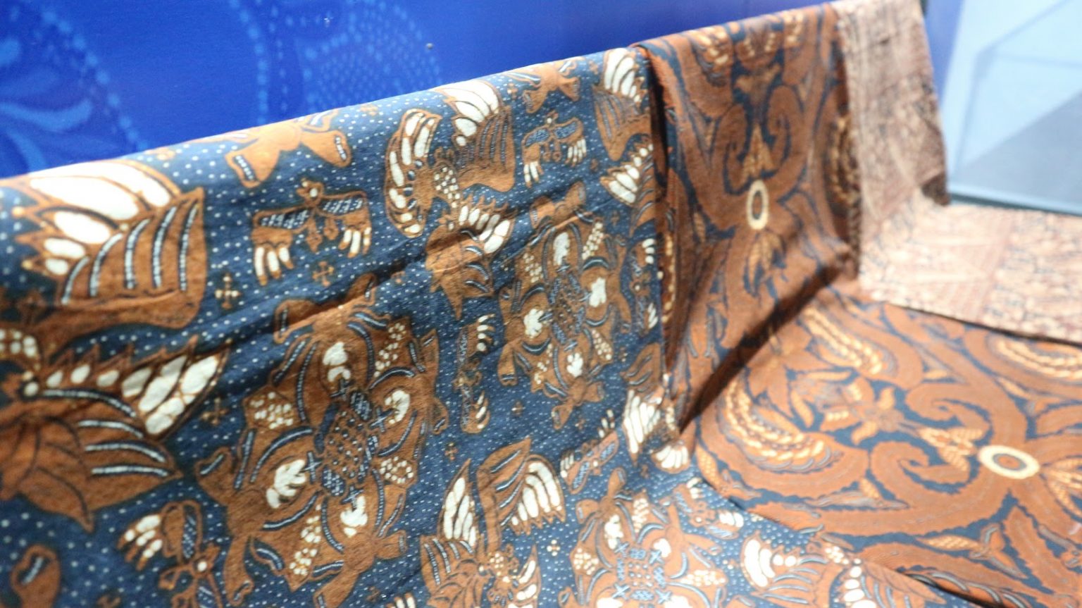 Beli Batik Sebagai Oleholeh? Inilah 8 Pusat Pengrajin