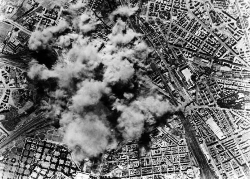 19 Juli 1943, Kota Roma Dibombardir Sekutu