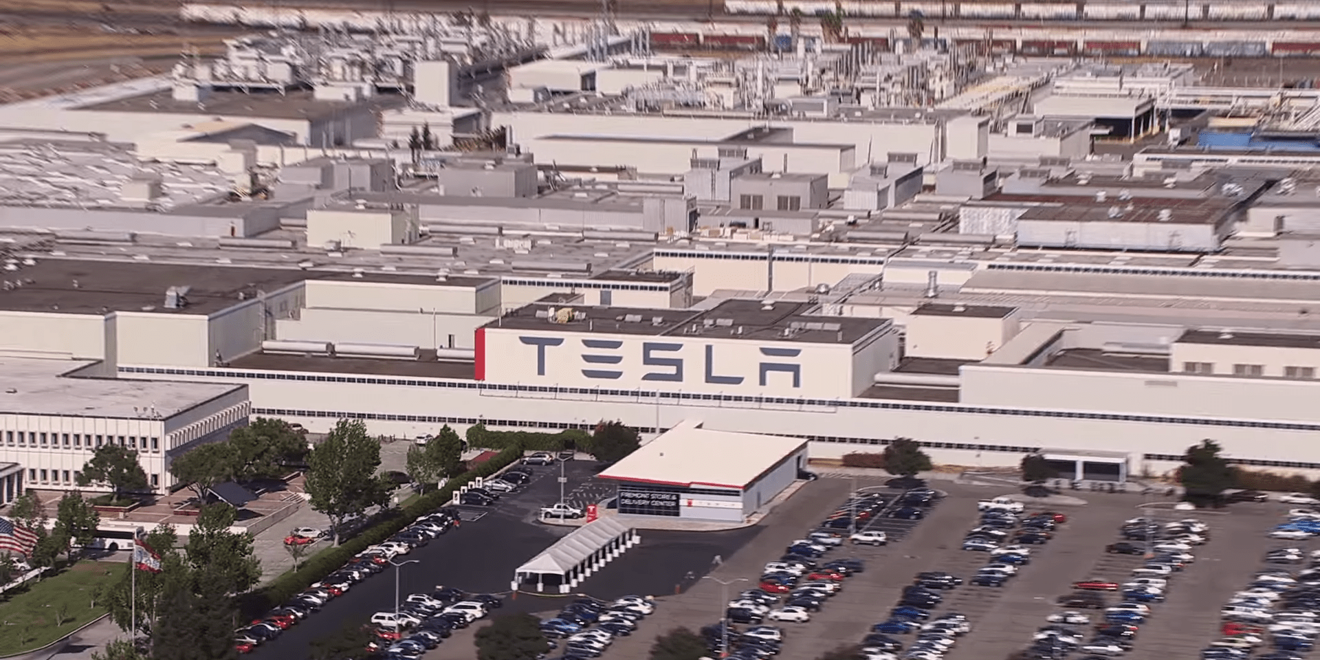 Lowongan Kerja Tesla Penempatan di Singapura, Mau ...