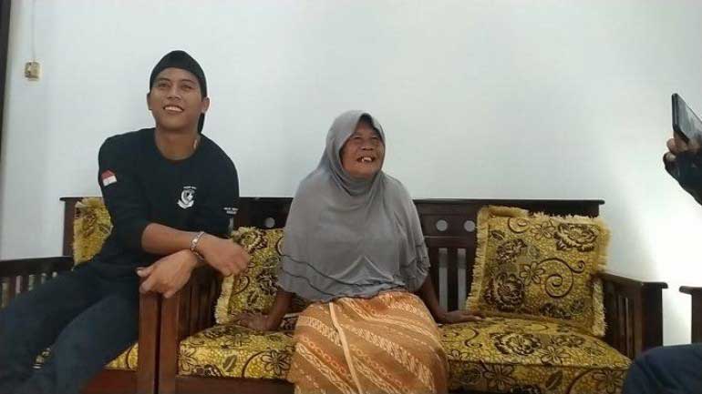 Berita Jateng: Sukses Membintangi Vlog, Mbah Minto Asal ...