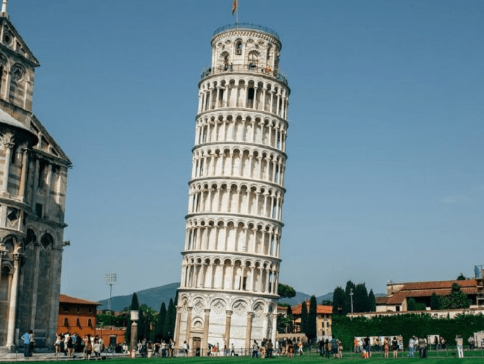 Menara Pisa Pertama Kali Dibangun